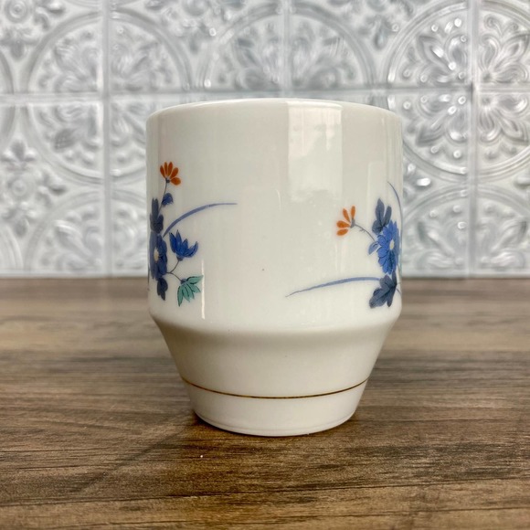 Vintage Pair of Blue Floral Japanese Tea Cups, Otagiri OMC, Saki Cups - Picture 5 of 9